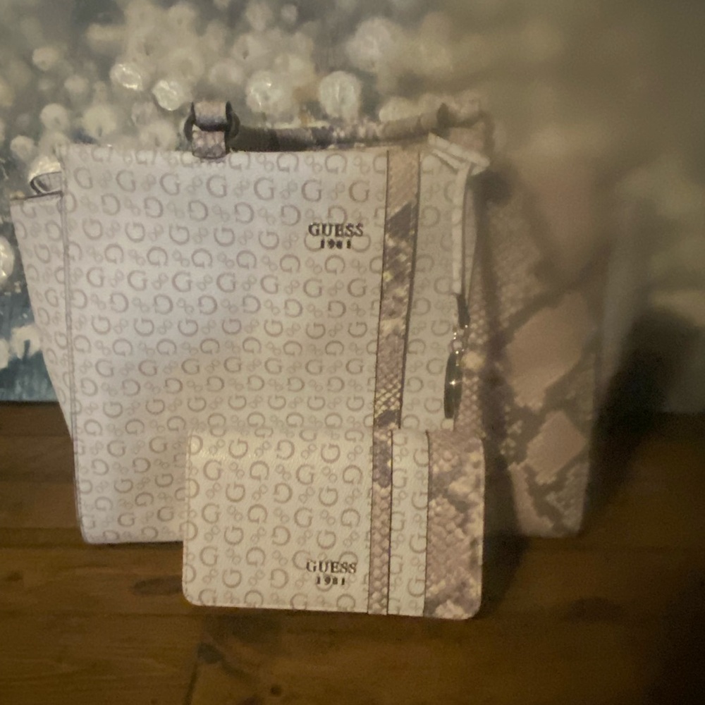 Guess Purse